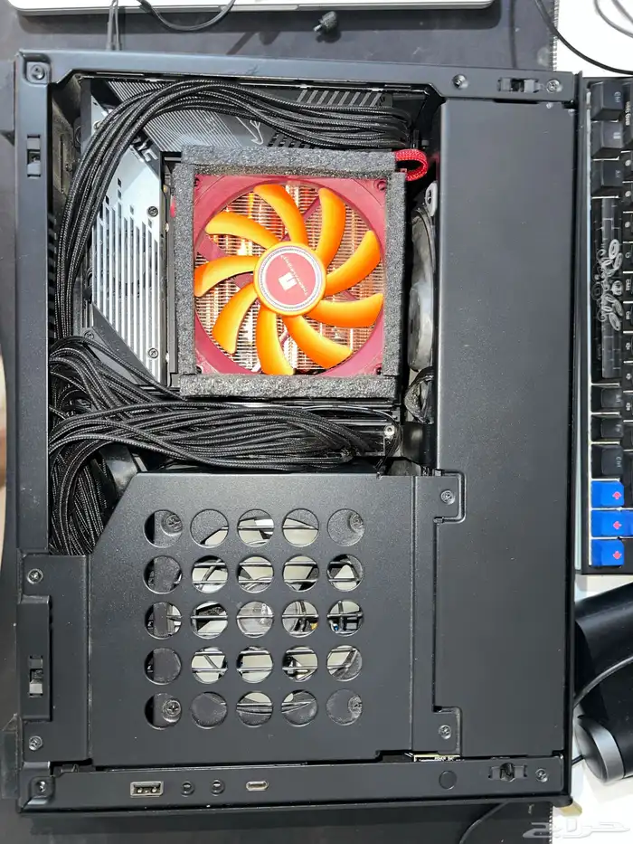 اصغر واقوى بي سي قيمنق وايدتنق mini itx pc RTX4090 7800X3D 3