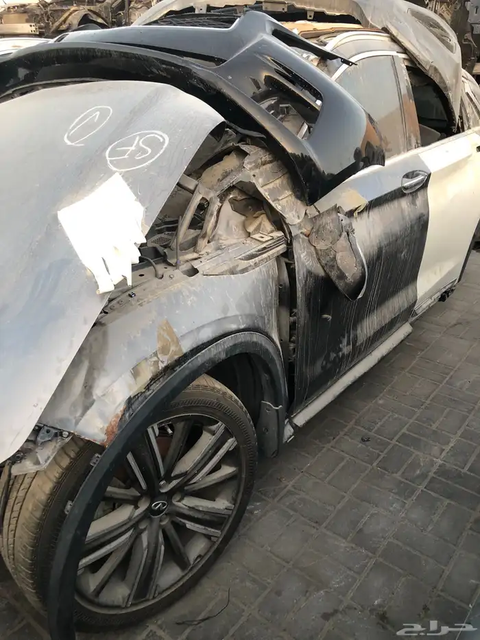 انفنتي QX50 موديل2022 5