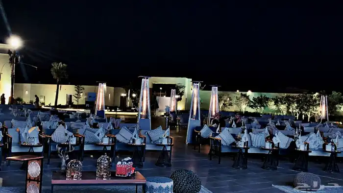 كنب للمناسبات والحفلات للإيجار أشكال وأحجام متعددة 42