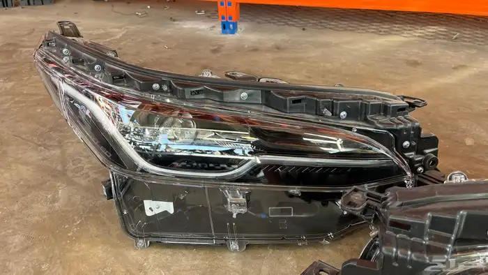 شمعة شمعات فورشنر انوار فورشنر فورتنر 2021-2024-2023 3