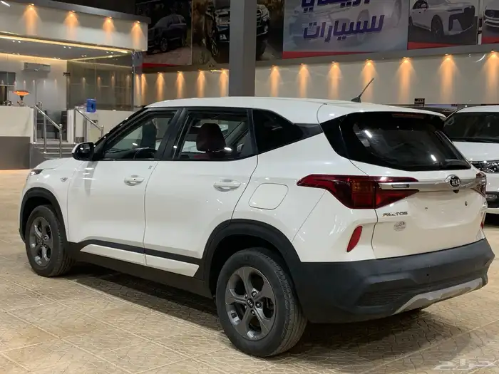 سيلتوس 2020 بنزين ماكينه1600cc 4
