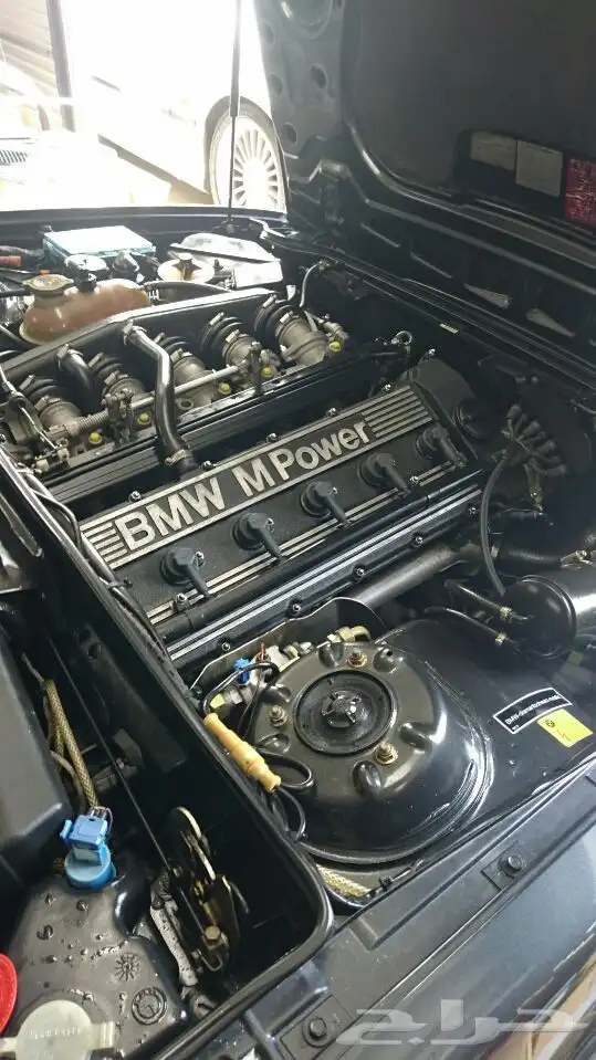 صيانة وسمكرة وقطع غيار BMW 23