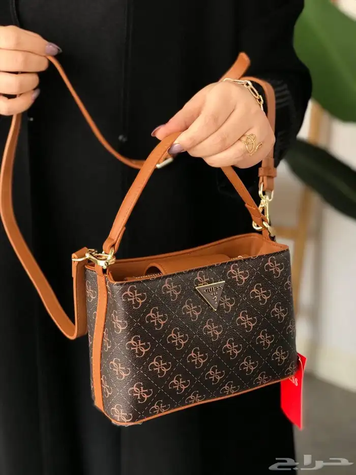 شنط واحذيه نسائيه تقليد ماركه هاي كواليتي مع الملحقات 85