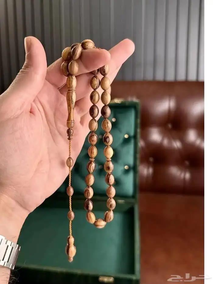 سبحات عاج وخشب عود طبيعي يوجد توصيل لجميع مناطق المملكه 0