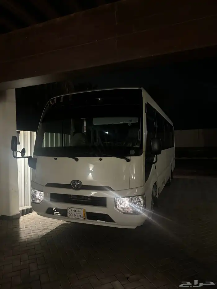 باص للإيجار 22