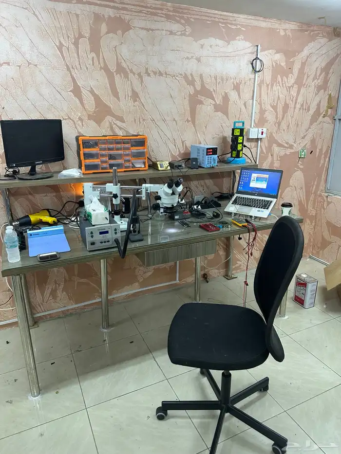 صيانه متنقله ايفون ماك بوك ايباد تجديد شاشة 2