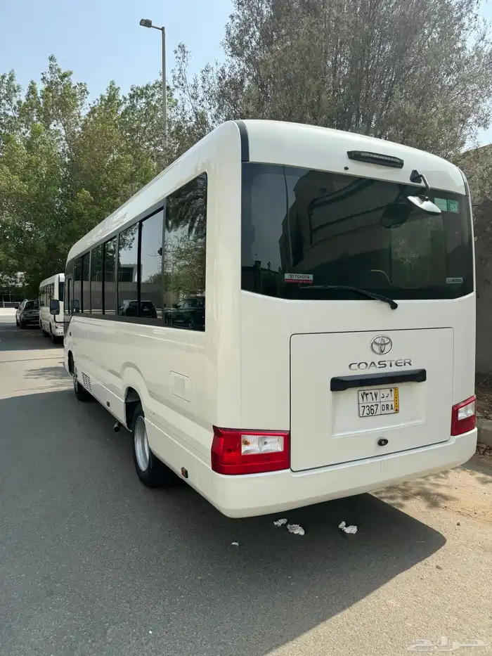 باص للإيجار 51