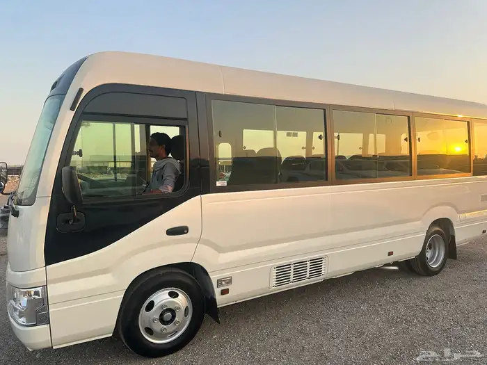 باص للإيجار 56