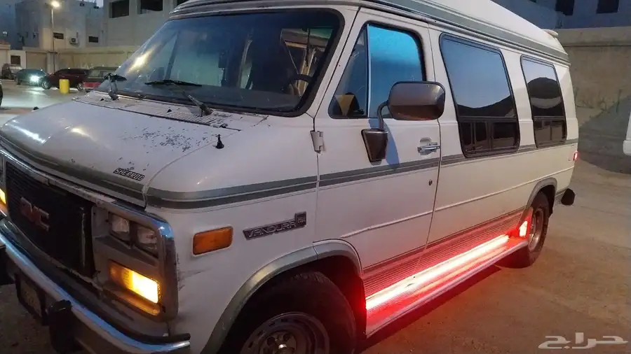 جمس فان موديل 92 ممشى 275 محركات شد بلد نظيف. 0