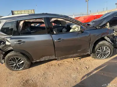 نيسان اكس تريل موديل 2024 بيع قطع غيار 0