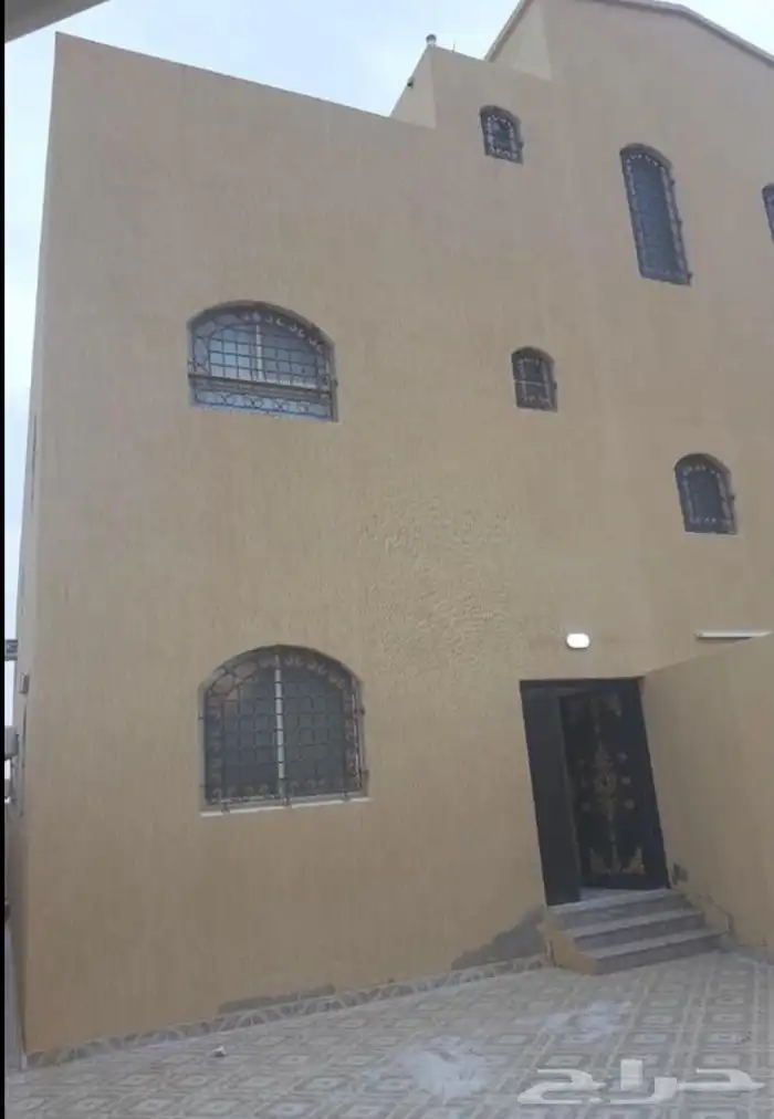 للبيع عمارة من 4 وحدات 7