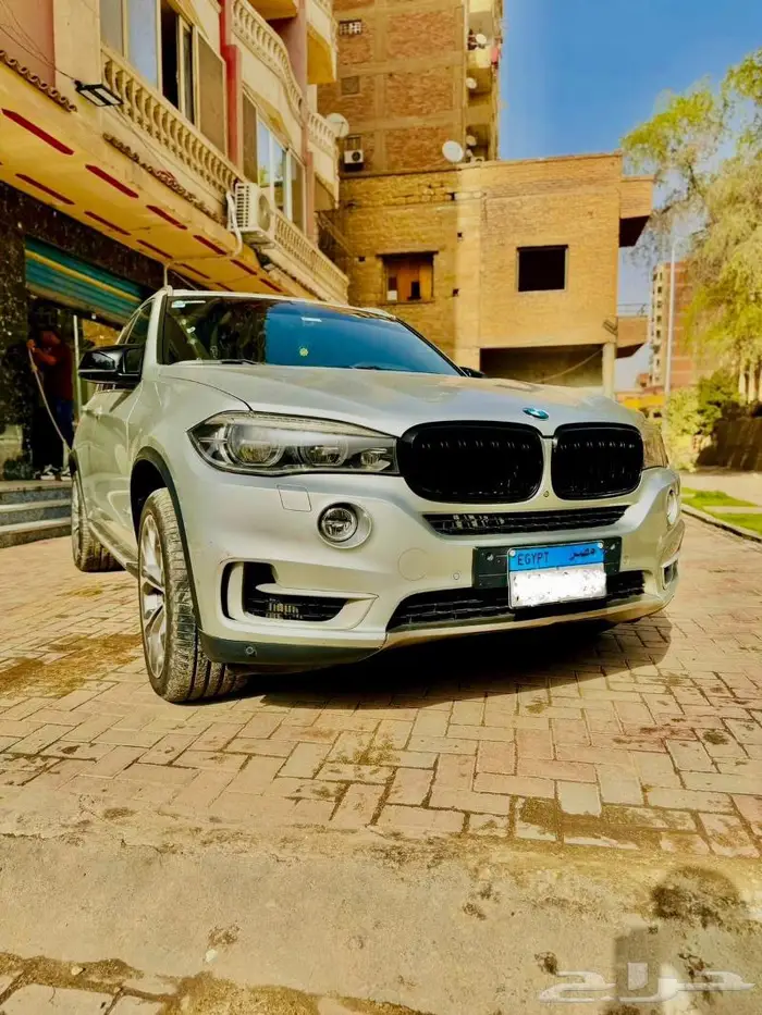 لمحبى الرفاهية والتميز مع استقبال مجانى من الطائرة 47