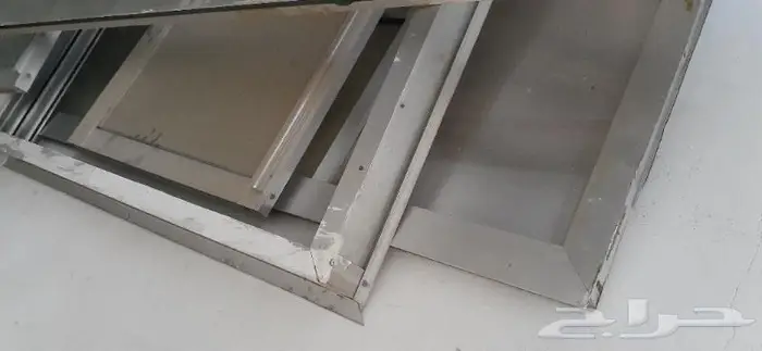 باب وشبابيك المنيوم جاهزة للبيع 0