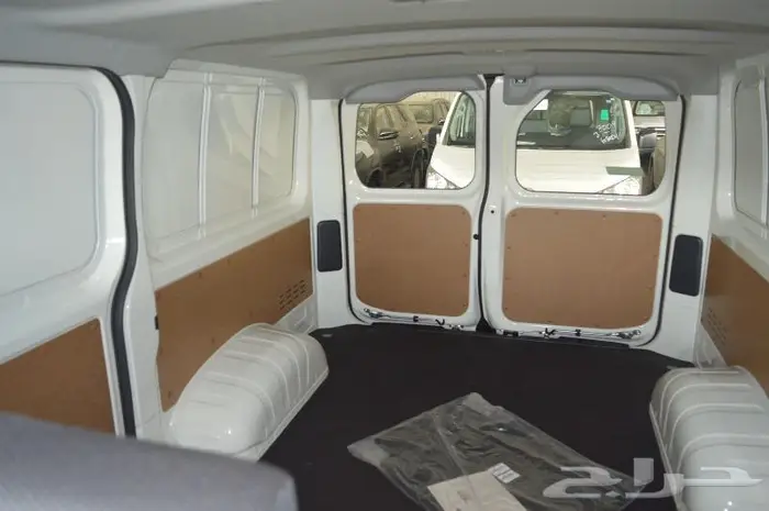 تويوتا باص هايس 2025 ديزل سقف منخفض قير اوتوماتيك عبداللطيف 15