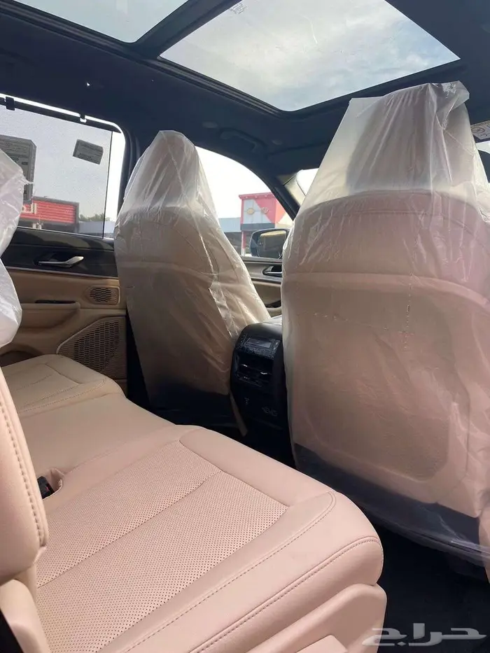 جيب شروكي موديل 2024 ليميتد أصفار كاش وتقسيط 12