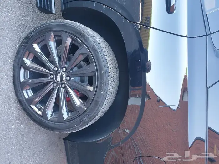 2025 Escalade V-Series AWD 3