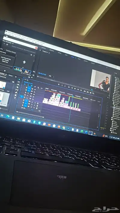 تصميمات و مونتاج فيديوهات و مشاريع بوربوينت وتصوير منتاجات 0