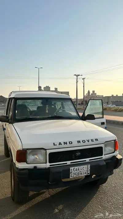 جيب لاندروفر ديسكفري 12