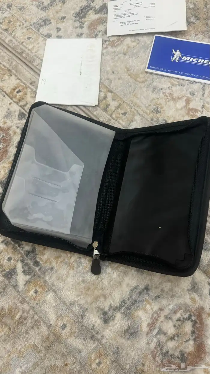 شنطه كتلوجات فورد ماركيز2002 اصلي 3