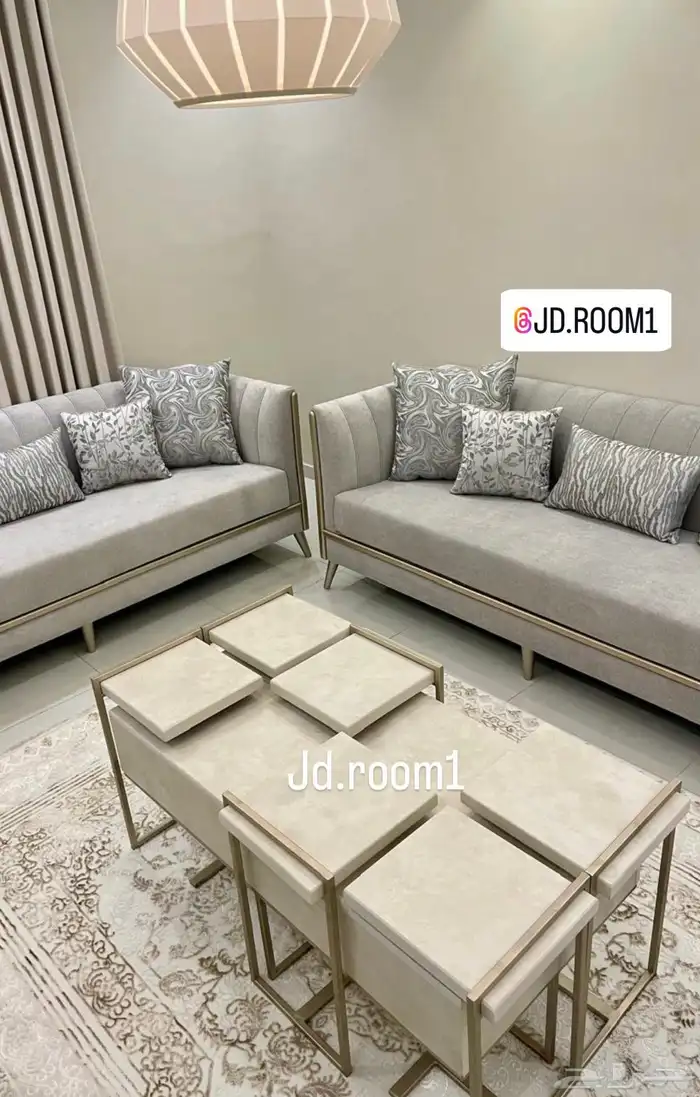 طاولات خدمه 76