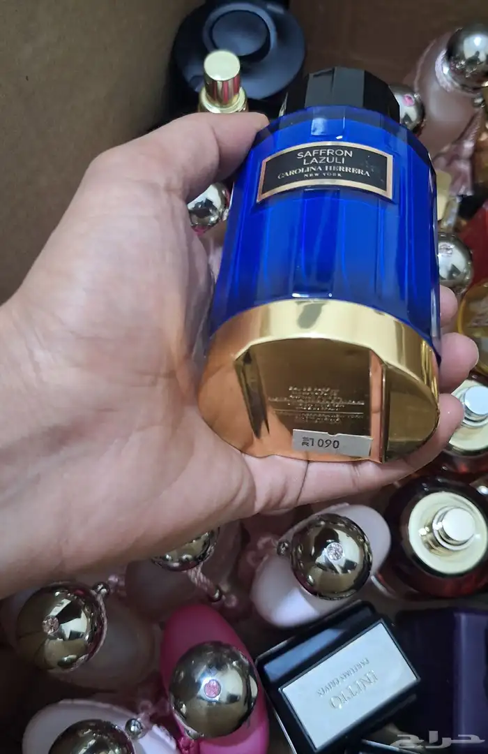 عطورت مطار اصليه بس بدون كرتون فقط 14