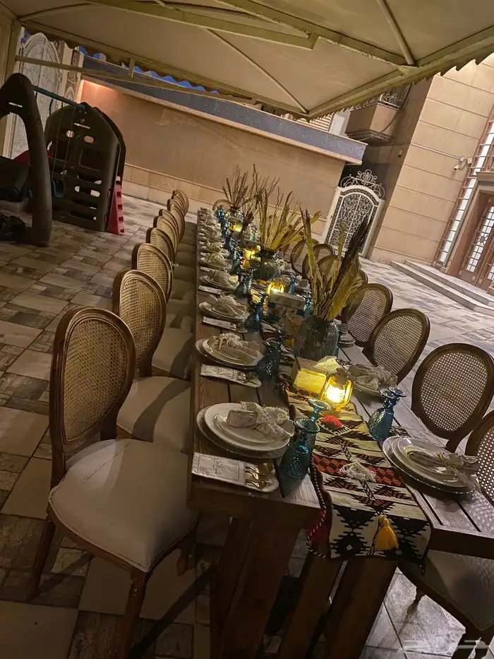 طاولات عشاء 3