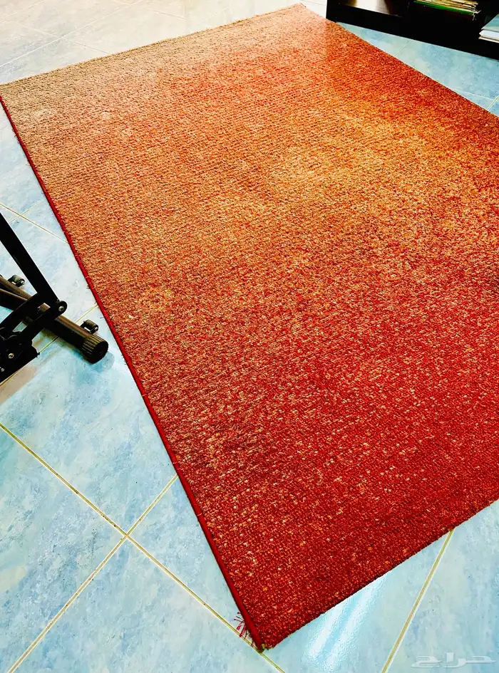 سجاد فرو صناعة تركية نظيف جدا للبيع المستعجل ب 100 للقطعة 1