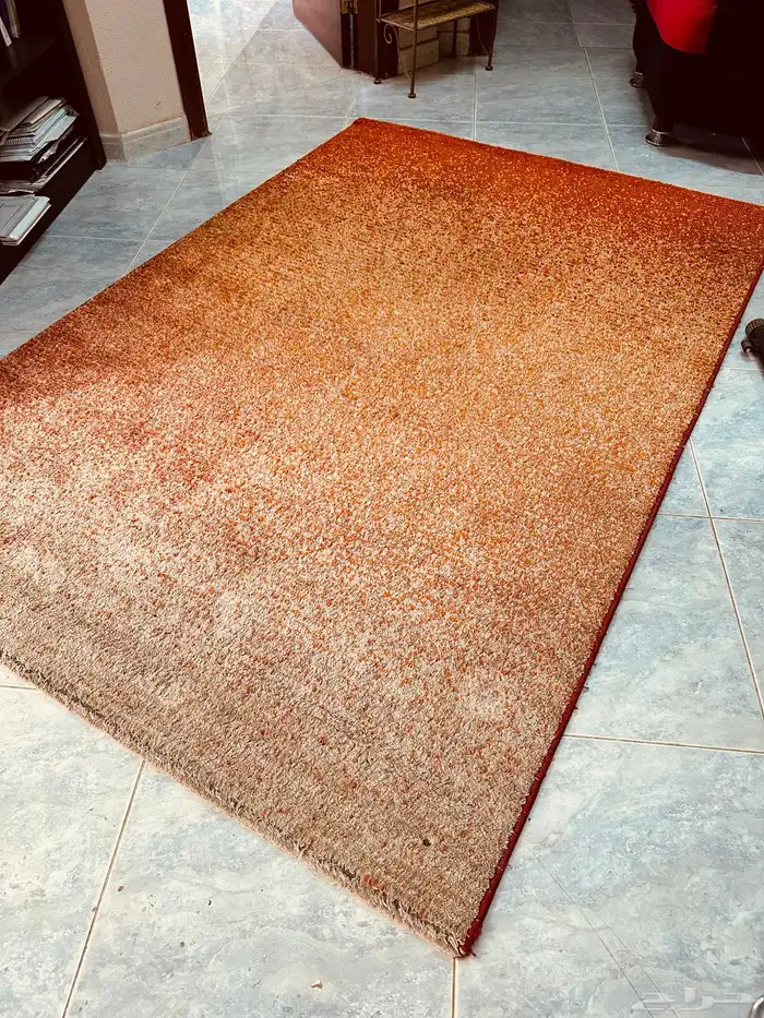 سجاد فرو صناعة تركية نظيف جدا للبيع المستعجل ب 100 للقطعة 2