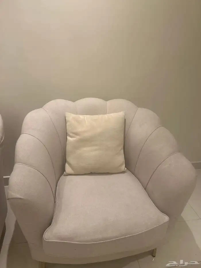 السبب  تجديد الأثاث 2