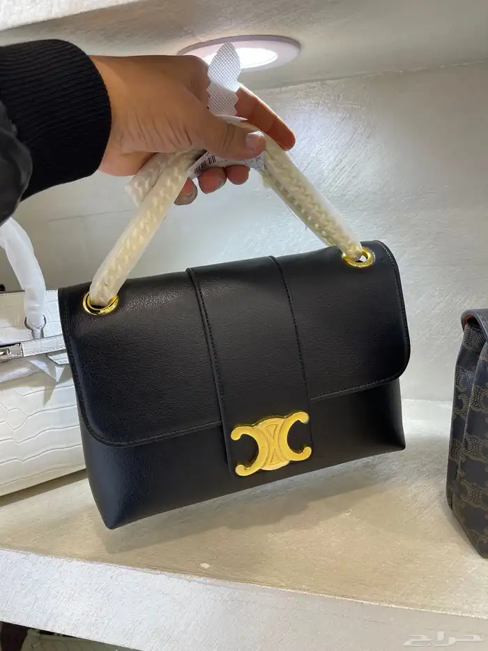 شنط ماركات وجوده ممتازه توب كولتي 38