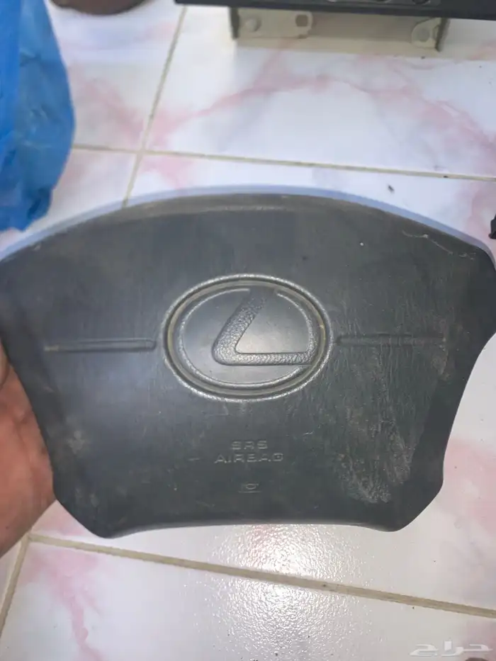 قطع لكزس LS 400 39