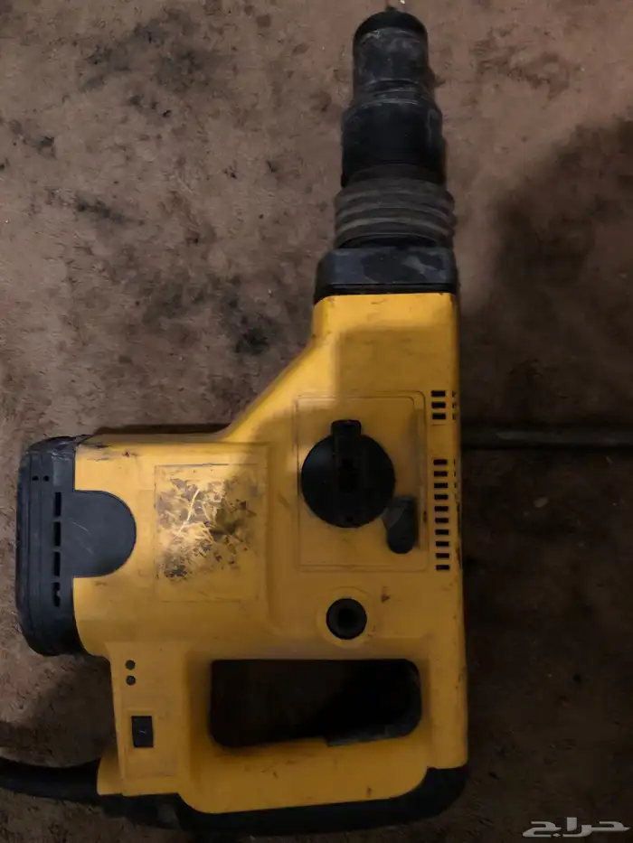 هلتي دي ولت DeWalt Dw541-b1 مستخدم 2