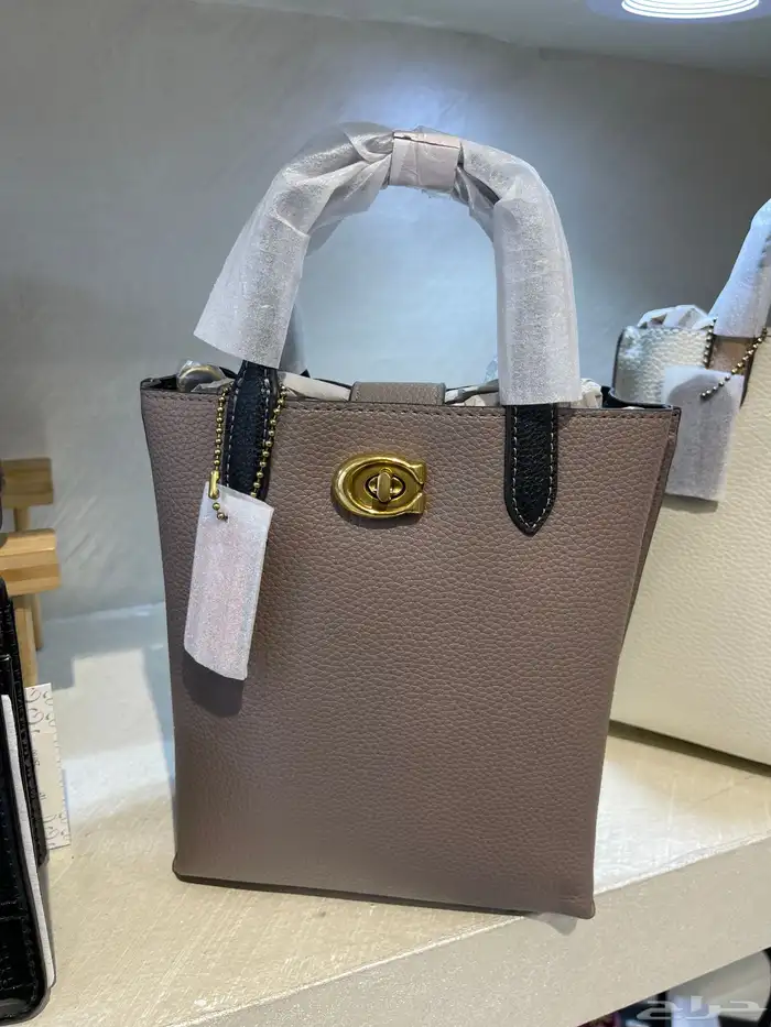 شنط ماركات وجوده ممتازه توب كولتي 32