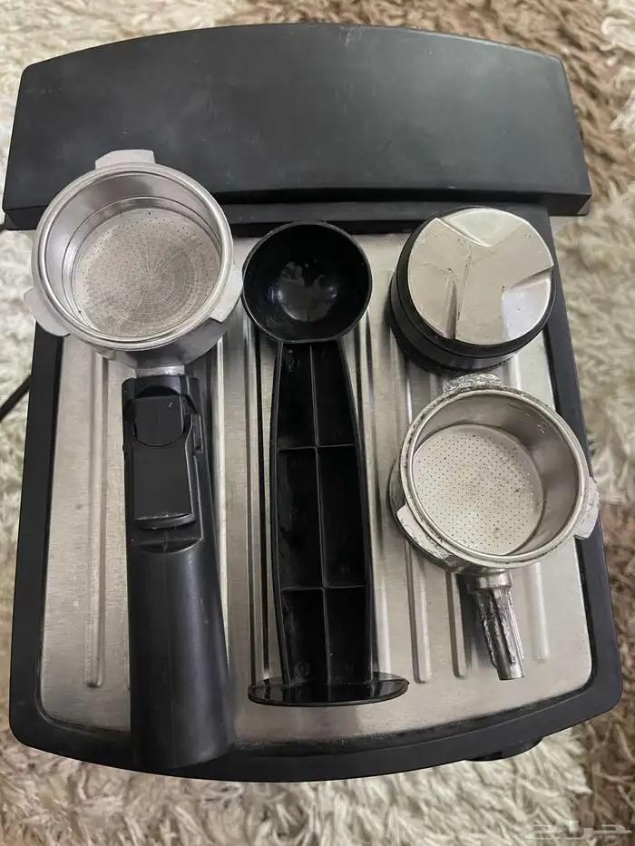 اله قهوه شركه saachi 3