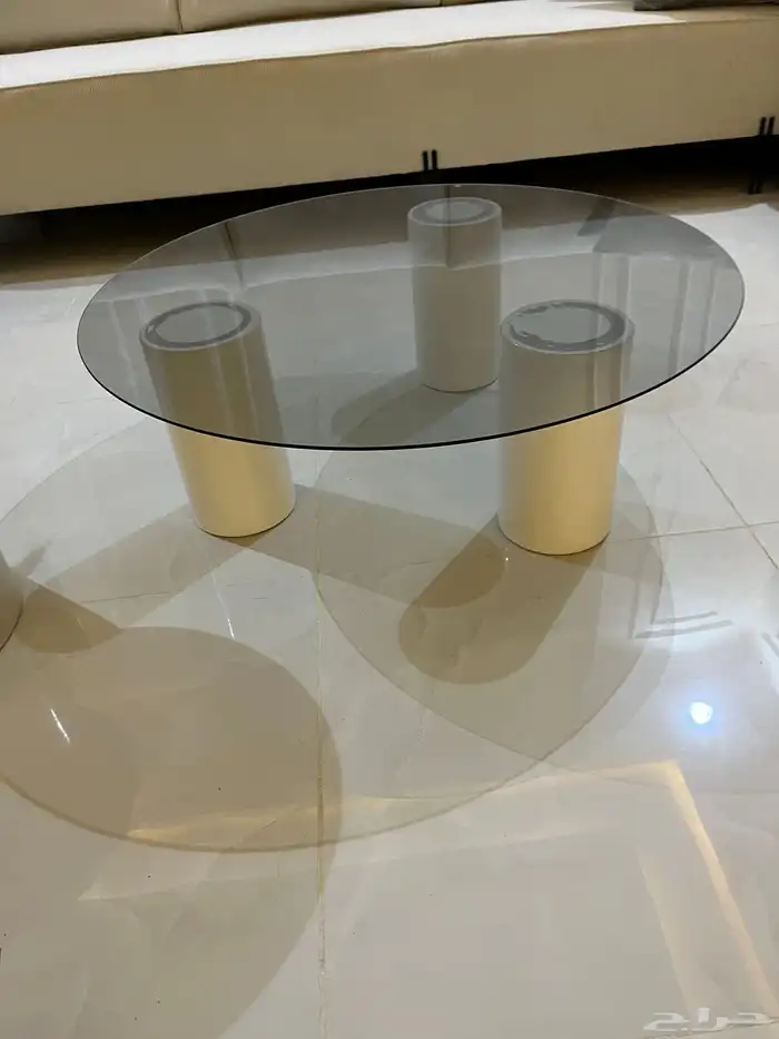 طاوله للبيع 1