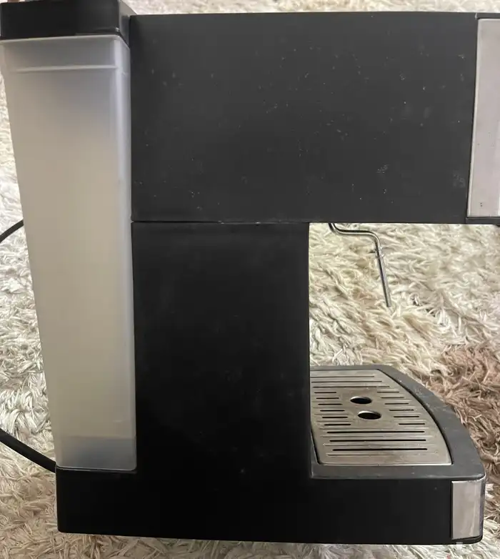 اله قهوه شركه saachi 1