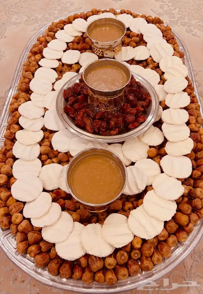 صواني تمر ومضير وسمن 18