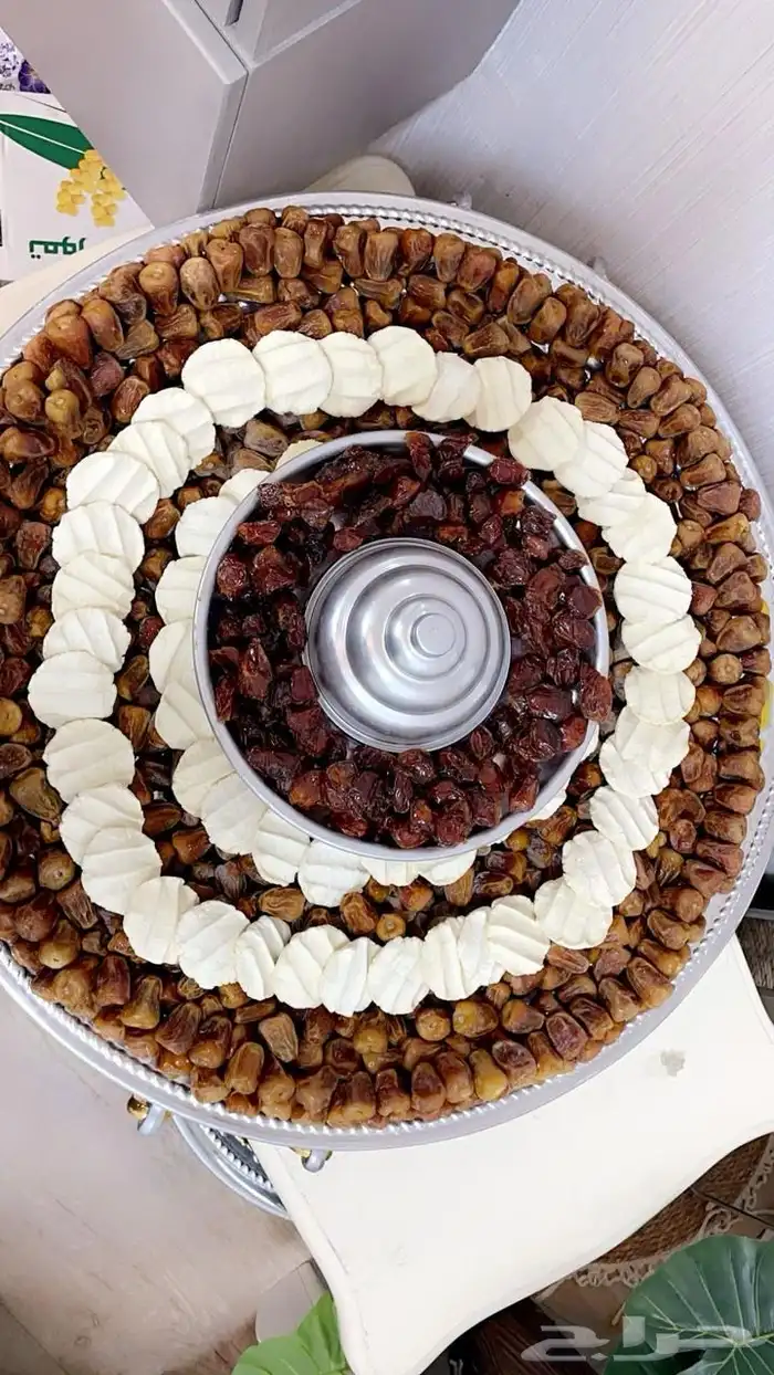 صواني تمر ومضير وسمن 12