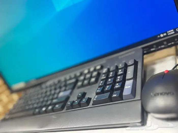كمبيوتر مكتبى معالج XEON رام 32 LENOVO THINKVISION 0