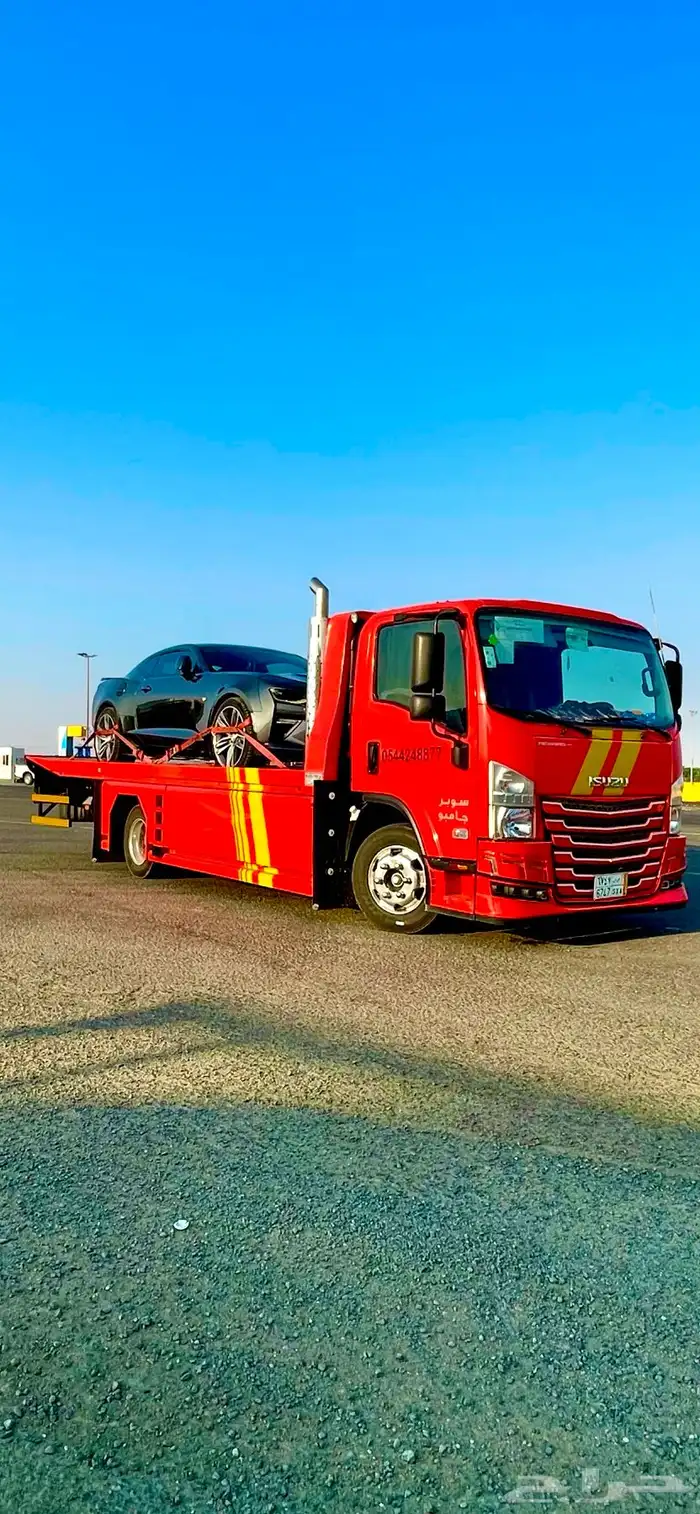 سطحه متواجد في الرياض طالع على الغربيه او الجنوب 0
