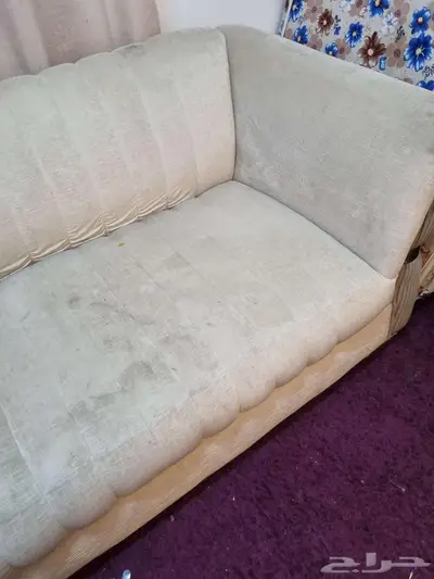 تنظيف كنب بالدمام والخبر غسيل كنب وسجاد 2