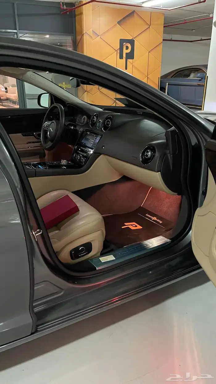 جاكوار XJ 2019 7