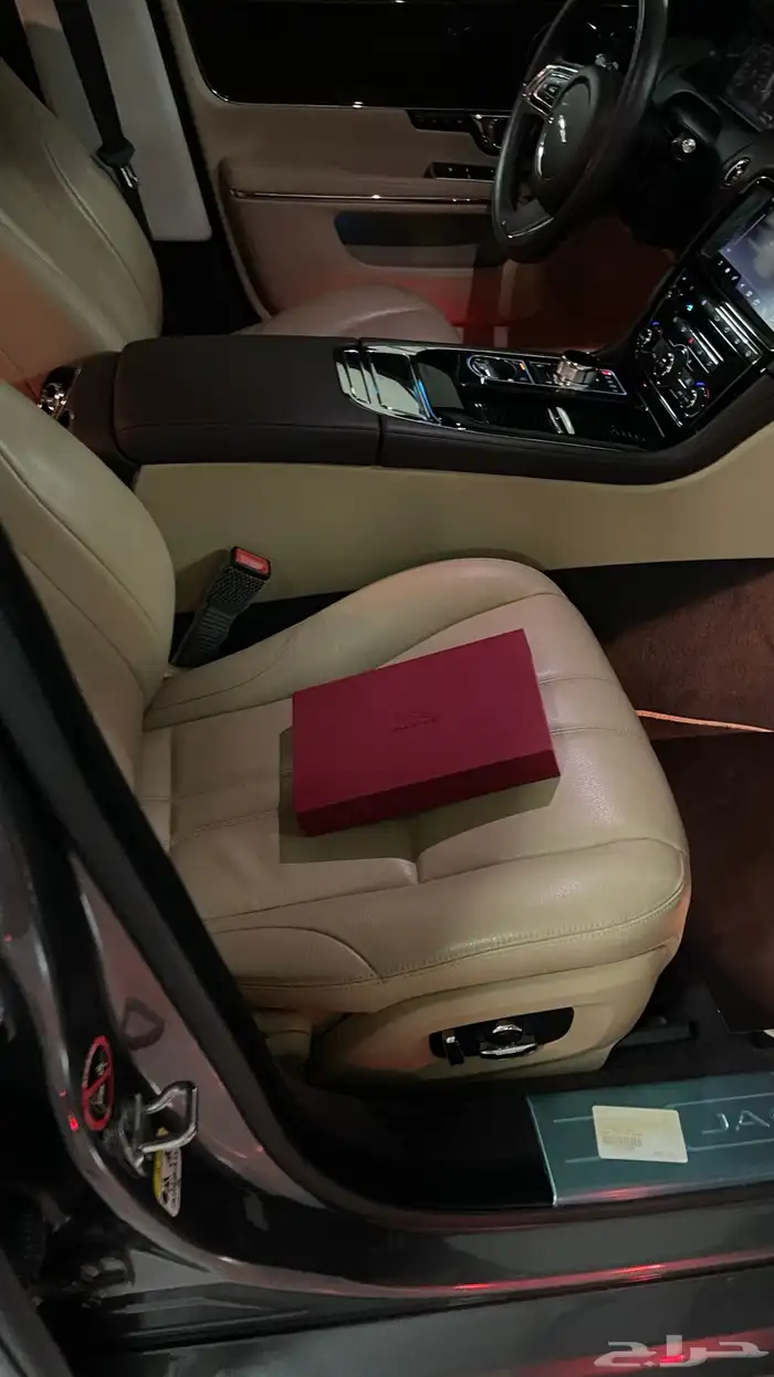 جاكوار XJ 2019 6