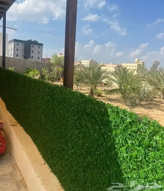 حاجز وساتر عشبي للحدائق والاستراحات 14