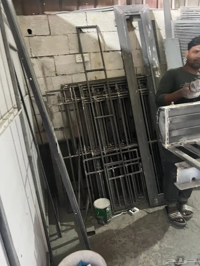 ورشة حداده والمنيوم 12