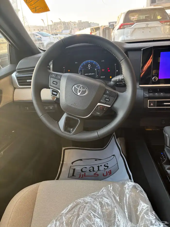 تويوتا كامري LE2025 10
