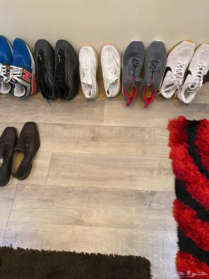 احذيه ماركات جديده لبست لبسه وحده الحبه ب 30والجمله براعيه 6