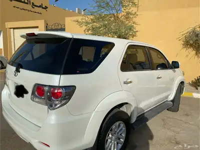 جيب فورتشنر 2015 للبيع 3