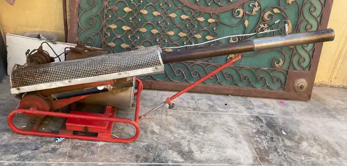 جهاز طارد للحشرات 0