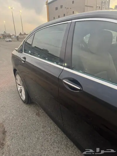 بي ام دبليو موديل 2012 فئه 730 3